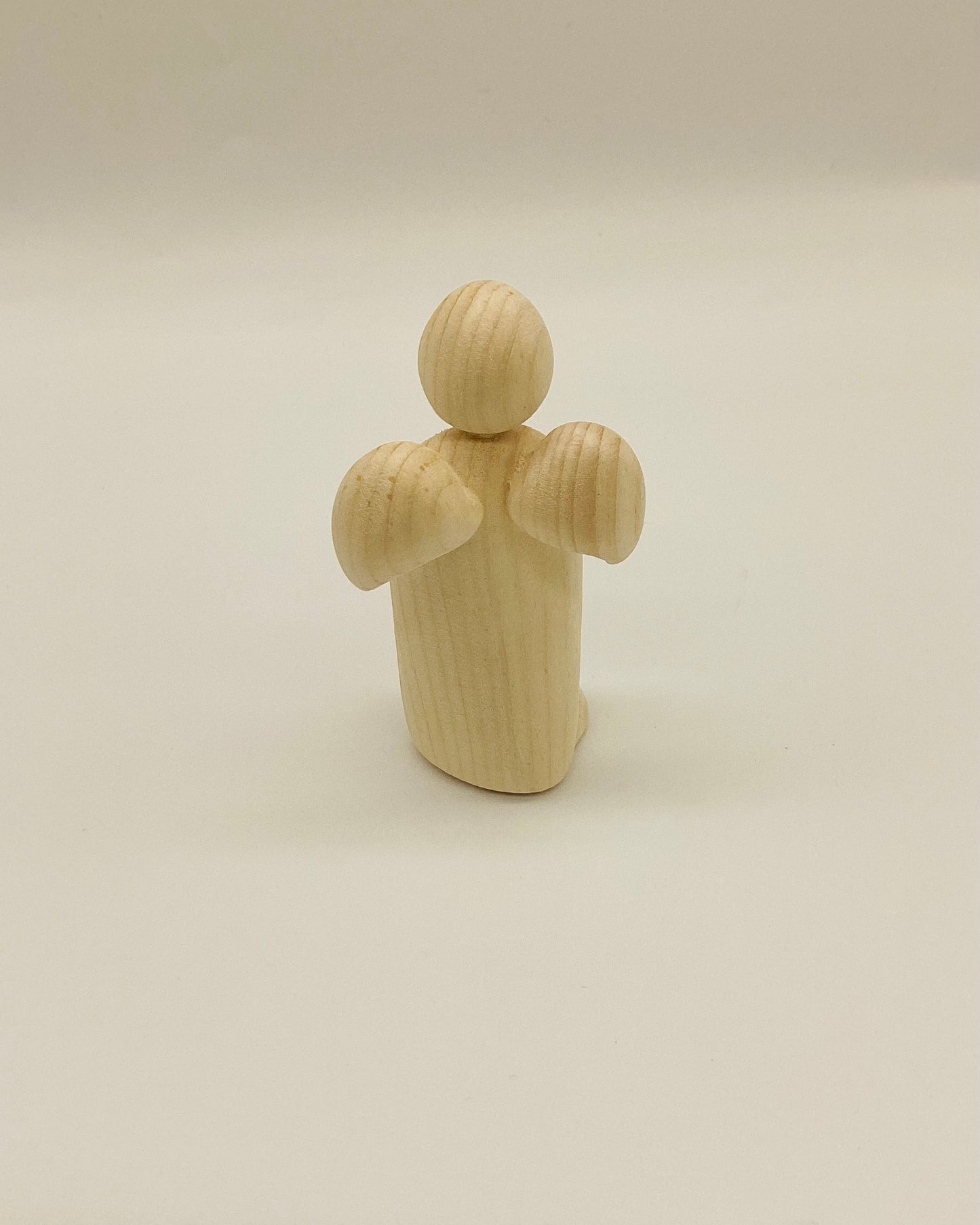 Zirbenengel mit Kerzenmotiv