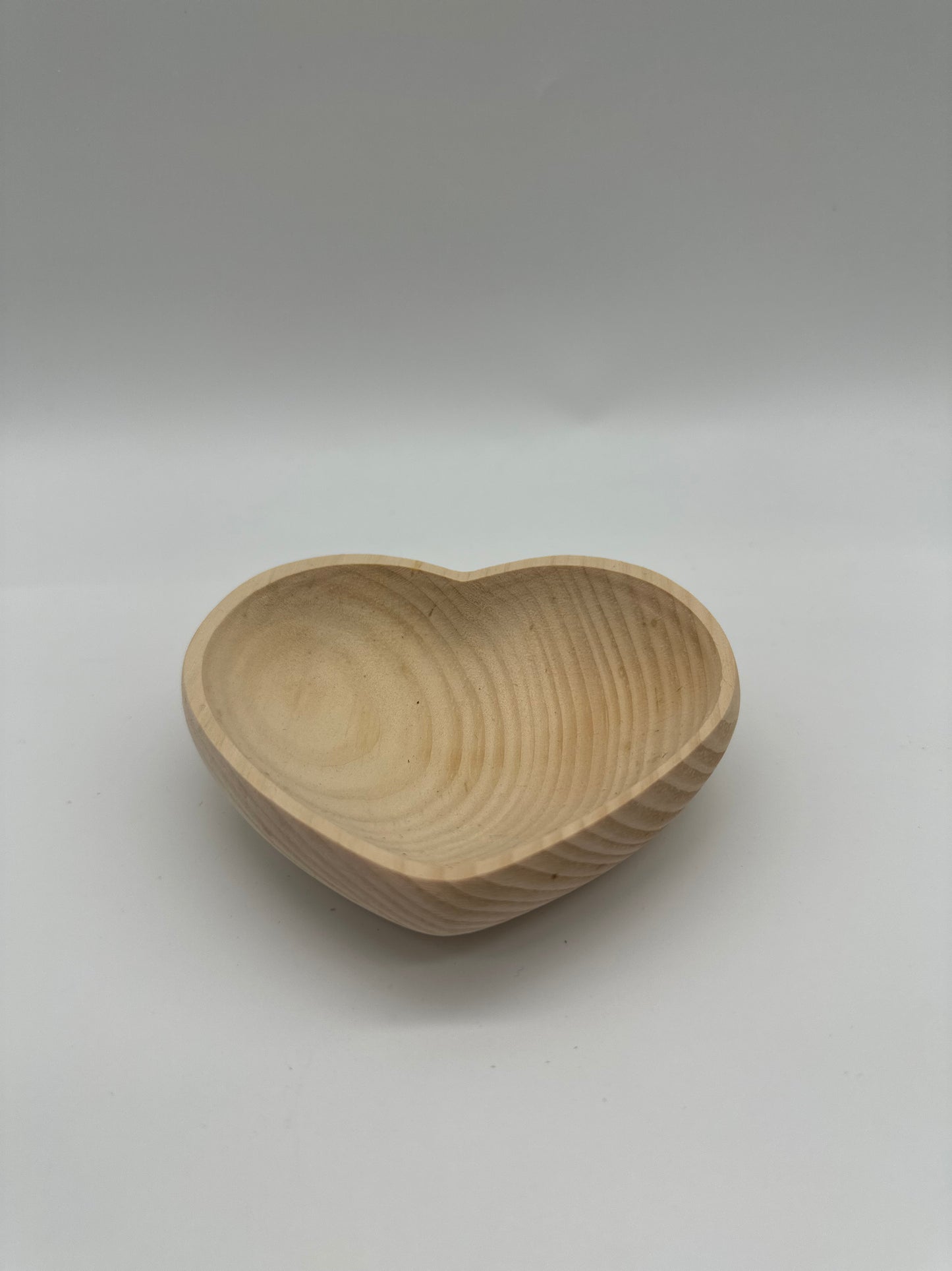 Herzschale aus Tiroler Zirbenholz 9x11x3cm