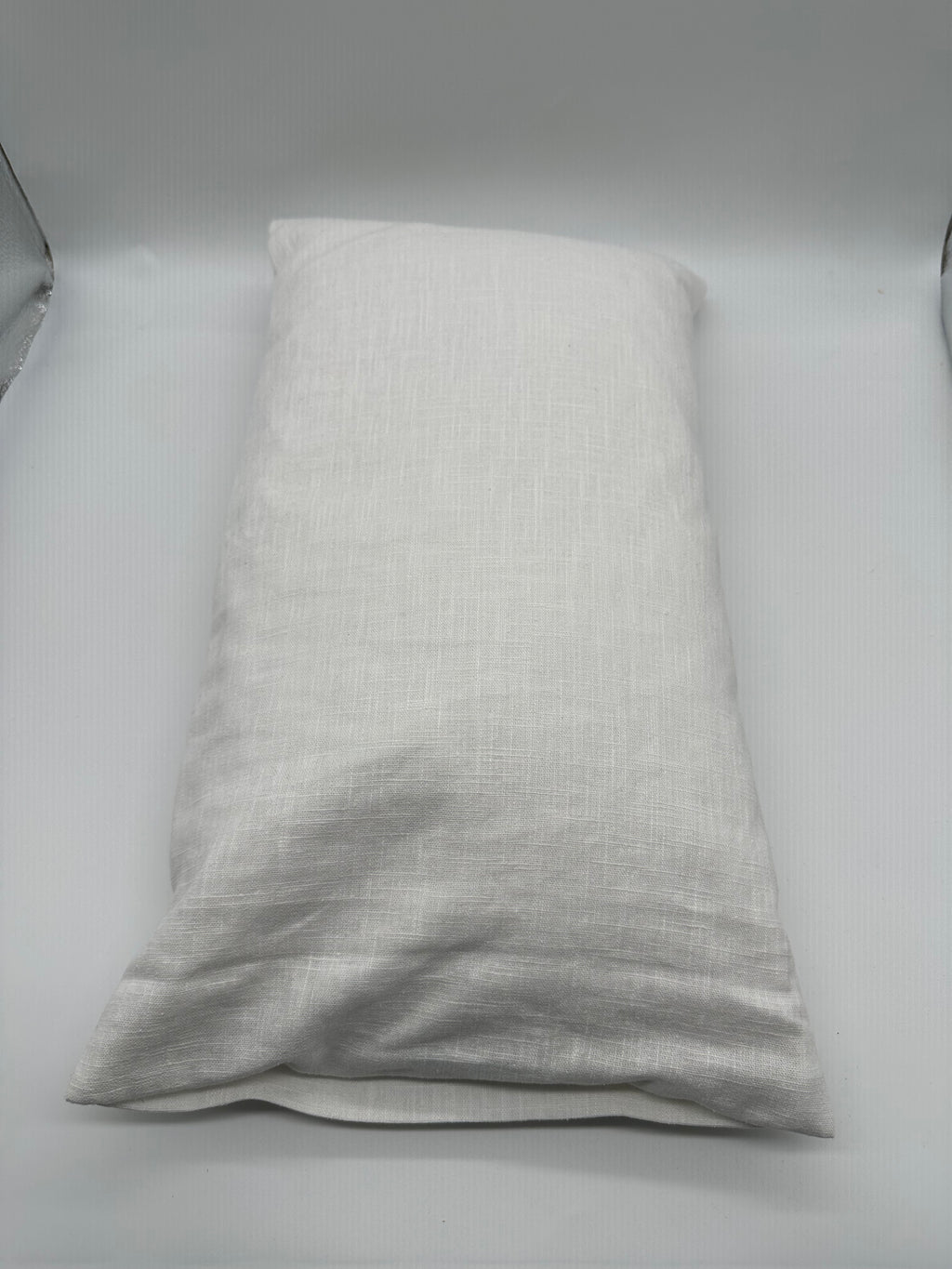 Zirbenkissen 50x30 mit Reißverschluss und Bezug mit Zirbenspäne